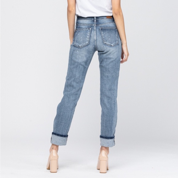 RESTOCK! Judy Blue destroyed bleach splash boyfriend jeans! - Picture 4 of 10